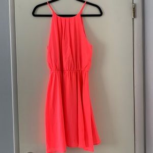 NWT Francesca’s bright pink dress